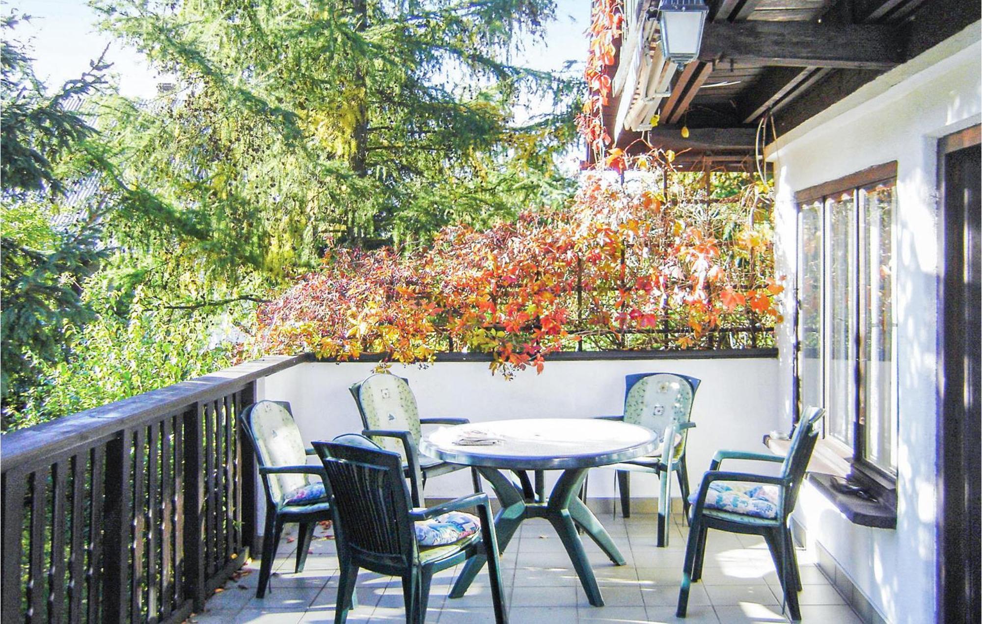 3 Bedroom Stunning Home In Dziemiany Luaran gambar
